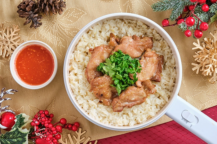 ELECTRIC-POT-HAINANESE-STYLE-CHICKEN-RICE
