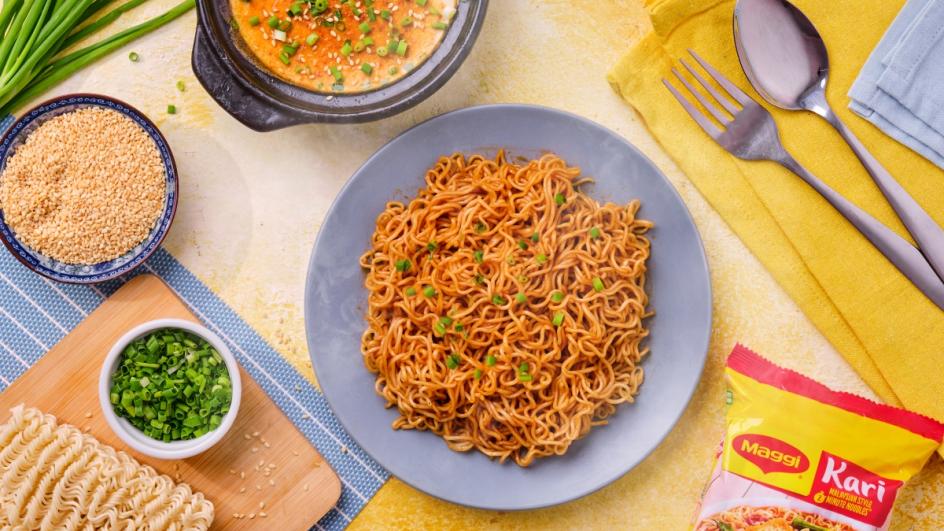 Instant Pansit Canton-style Kari