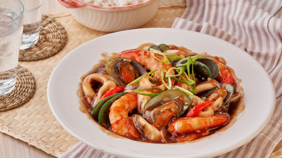 Mixed Seafood with Oyster Sauce