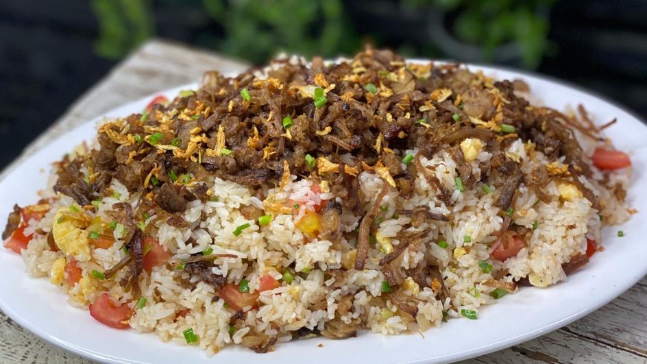 Crispy Litsong Baka Fried Rice