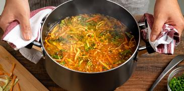 https://www.maggi.ph/sites/default/files/styles/ln_search_recipe_resultdesktop/public/srh_recipes/2cc2b75b46827a3340e01ab7690a9c2e.jpg?h=5f1b5b34&itok=3ix6hr0h