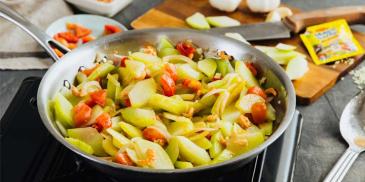 https://www.maggi.ph/sites/default/files/styles/ln_search_recipe_resultdesktop/public/srh_recipes/5c96096534aa39ad095229baccf5ce9c.jpg?h=1cfd0f79&itok=Dq6FJokt