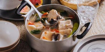 https://www.maggi.ph/sites/default/files/styles/ln_search_recipe_resultdesktop/public/srh_recipes/a6285b9b454d75bd1e526c924c4d3bfa.jpg?h=1cfd0f79&itok=3IoFqz0F