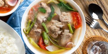 https://www.maggi.ph/sites/default/files/styles/ln_search_recipe_resultdesktop/public/srh_recipes/d3d0b9dd6937e4e9e0b5b8ab6415457b.jpg?h=561fe1eb&itok=84qMpFkh