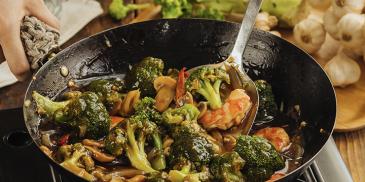 https://www.maggi.ph/sites/default/files/styles/ln_search_recipe_resultdesktop/public/srh_recipes/db8e97cef1f77230a7129e20d7647f65.jpg?h=1cfd0f79&itok=LqJrRkci