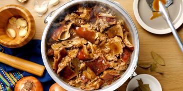 https://www.maggi.ph/sites/default/files/styles/ln_search_recipe_resultdesktop/public/srh_recipes/dd46b1a21d79eba6b16c3946ed233723.jpg?h=561fe1eb&itok=QwU97G5O