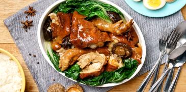https://www.maggi.ph/sites/default/files/styles/ln_search_recipe_resultdesktop/public/srh_recipes/dd61fa35819aa6afc14f6ee185974536.jpg?h=561fe1eb&itok=_i36unr3