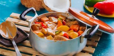 https://www.maggi.ph/sites/default/files/styles/ln_search_recipe_resultdesktop/public/srh_recipes/fc8912a080df025fc5b80f03a6d966db.jpg?h=1cfd0f79&itok=AqCXZptz