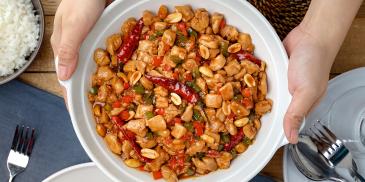 https://www.maggi.ph/sites/default/files/styles/ln_search_recipe_resultdesktop/public/srh_recipes/ff9114887e680ccc35d807cc20b9afab.jpg?h=561fe1eb&itok=cmJkTpmM
