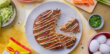 Kari Noodle Okonomiyaki