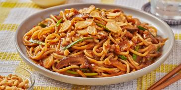 Charlie Chan-Style Chicken Pasta Recipe