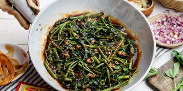 Adobong Kangkong Recipe
