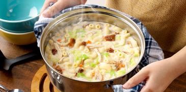 Sopas with Lechong Manok